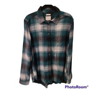 American Eagle Green plaid flannel button-down Shirt